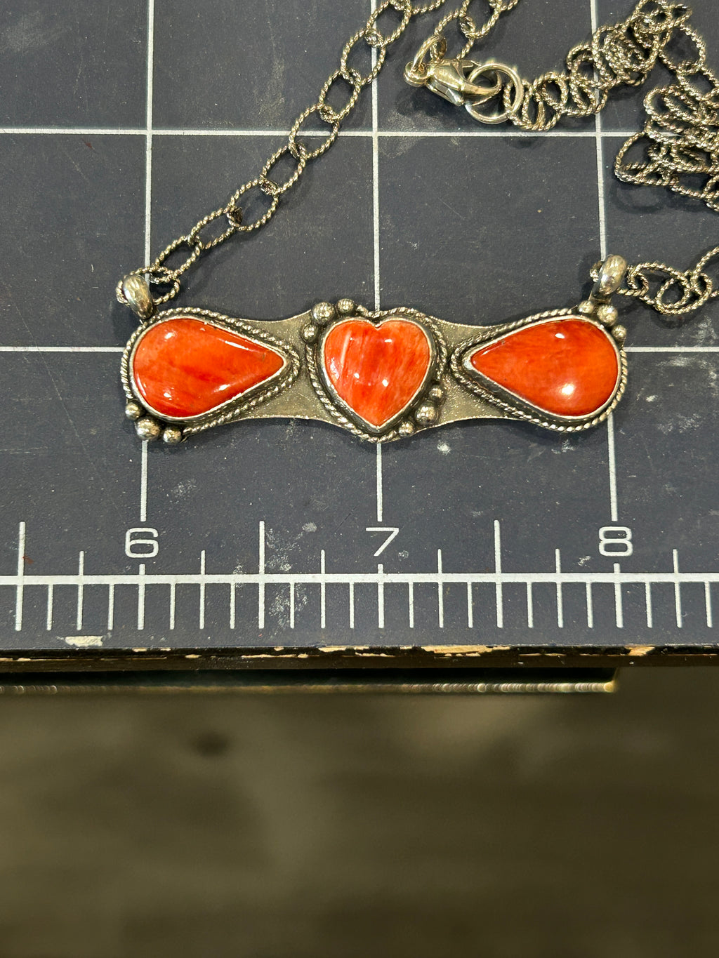 Red spiny Heart Bar Necklace